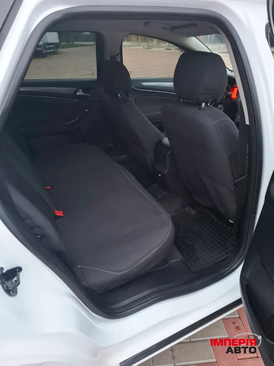 Ford Mondeo - фото 7