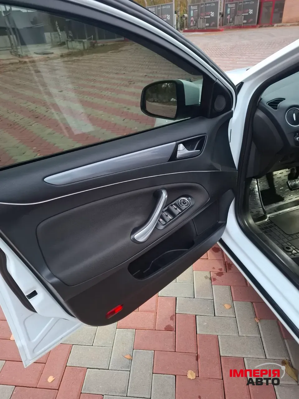 Ford Mondeo - фото 9