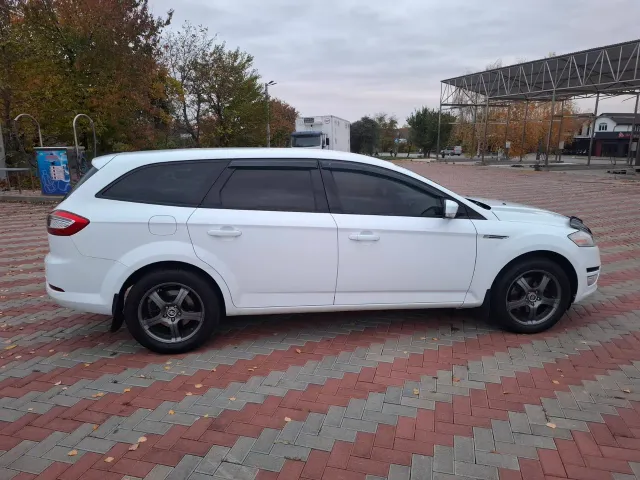 Ford Mondeo - фото 2