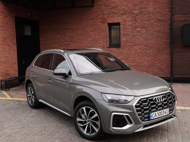 Audi Q5 - фото 2