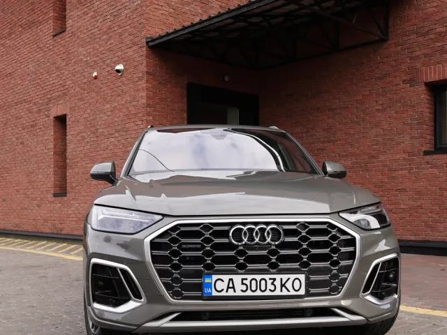 Audi Q5 - фото 5