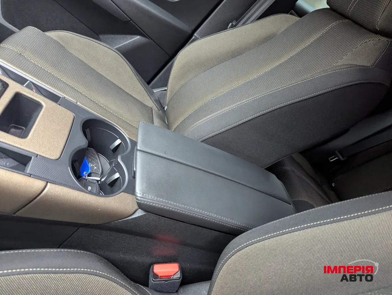 Citroen DS7 - фото 29