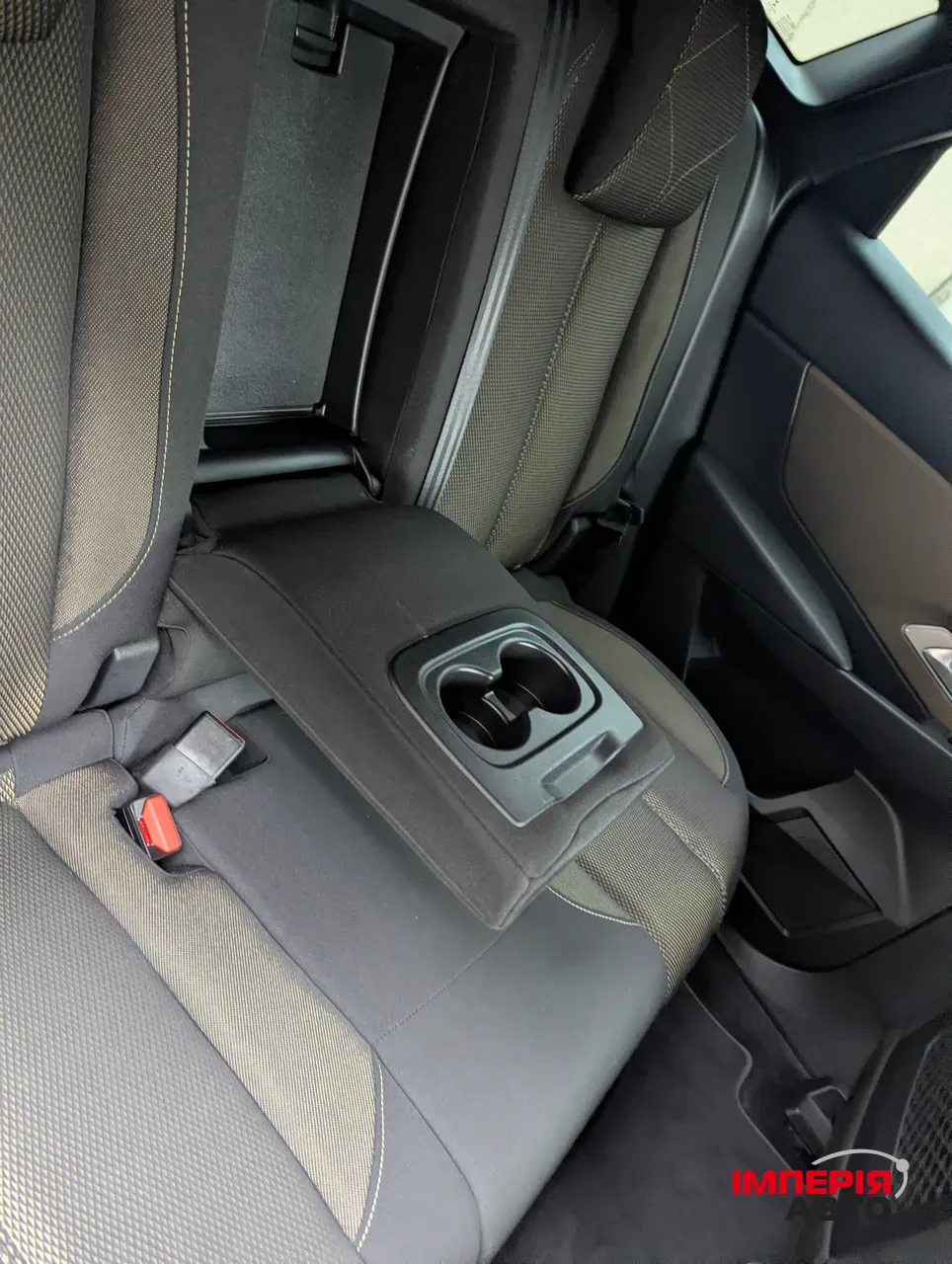 Citroen DS7 - фото 35