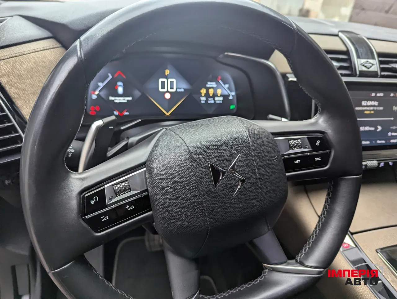 Citroen DS7 - фото 21