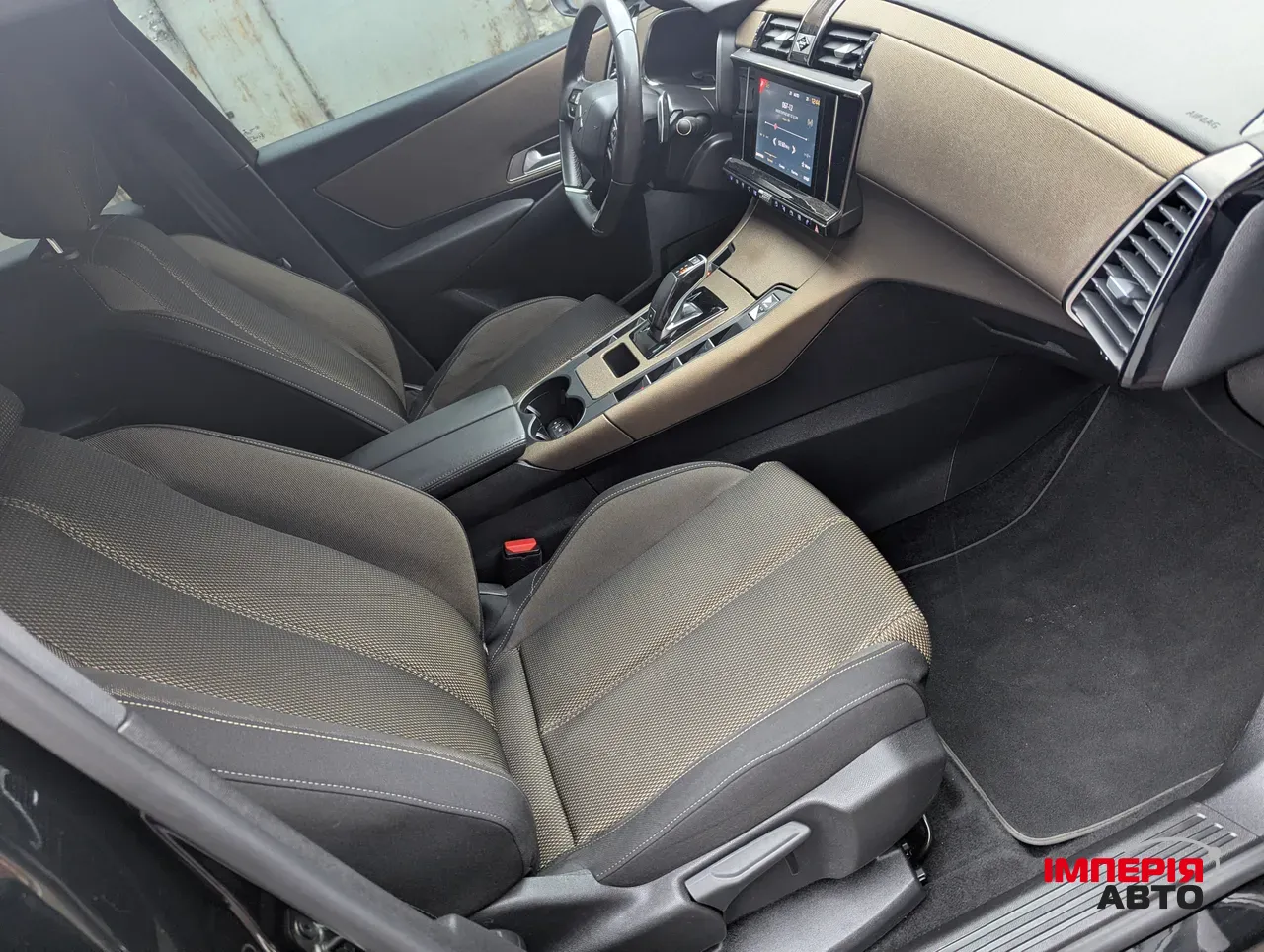 Citroen DS7 - фото 31