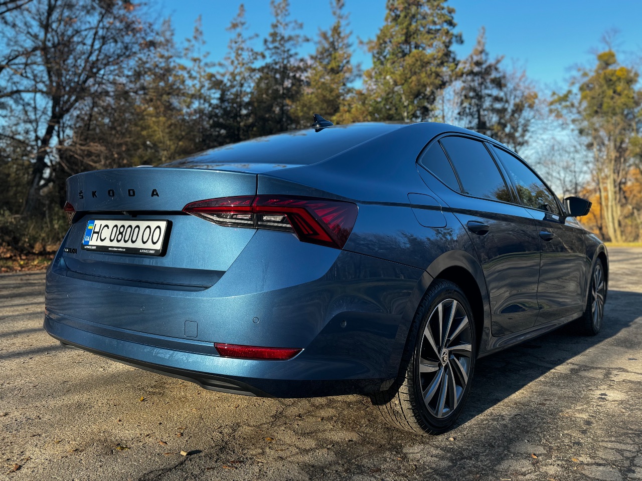 Skoda Octavia - фото 3