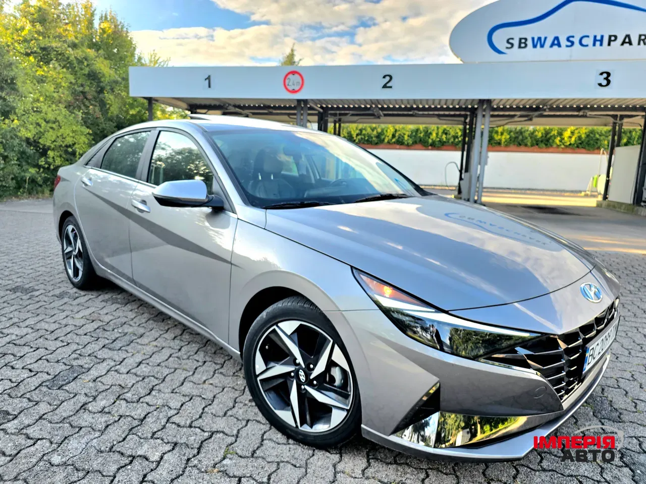 Hyundai Elantra - фото 7