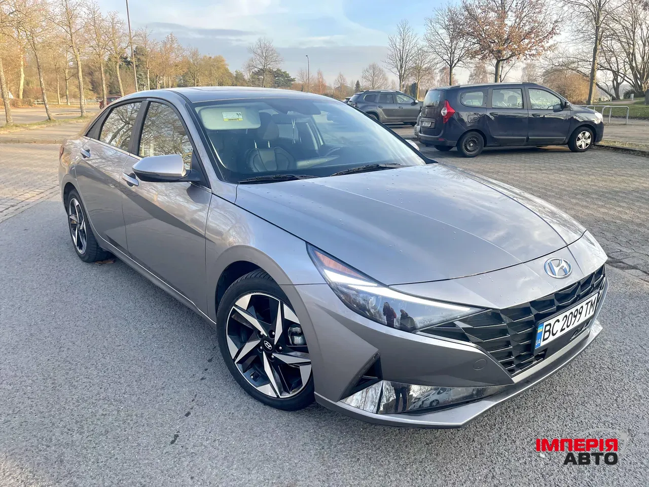 Hyundai Elantra - фото 2