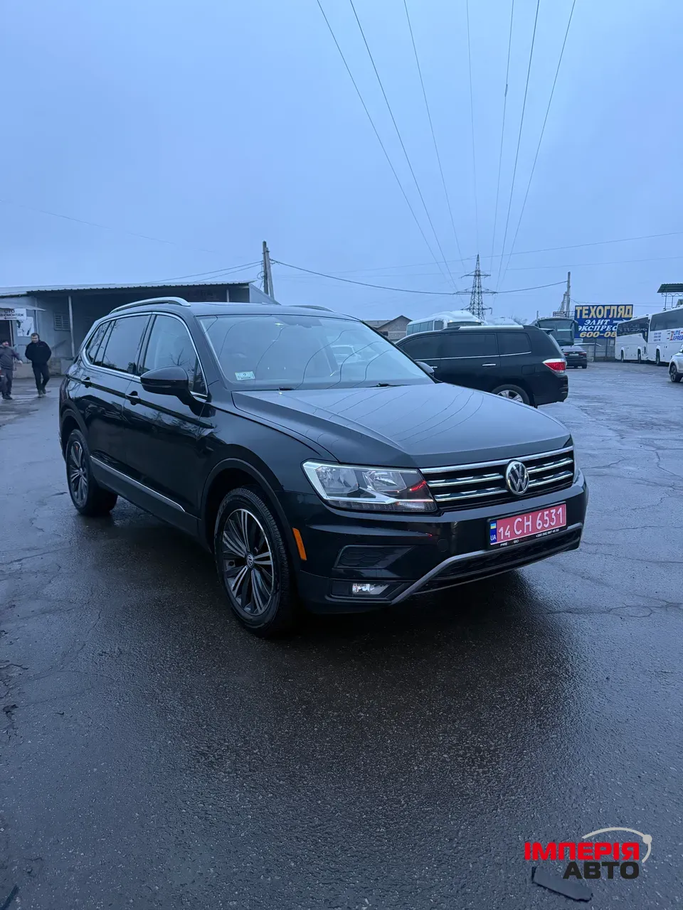 Volkswagen Tiguan - фото 1