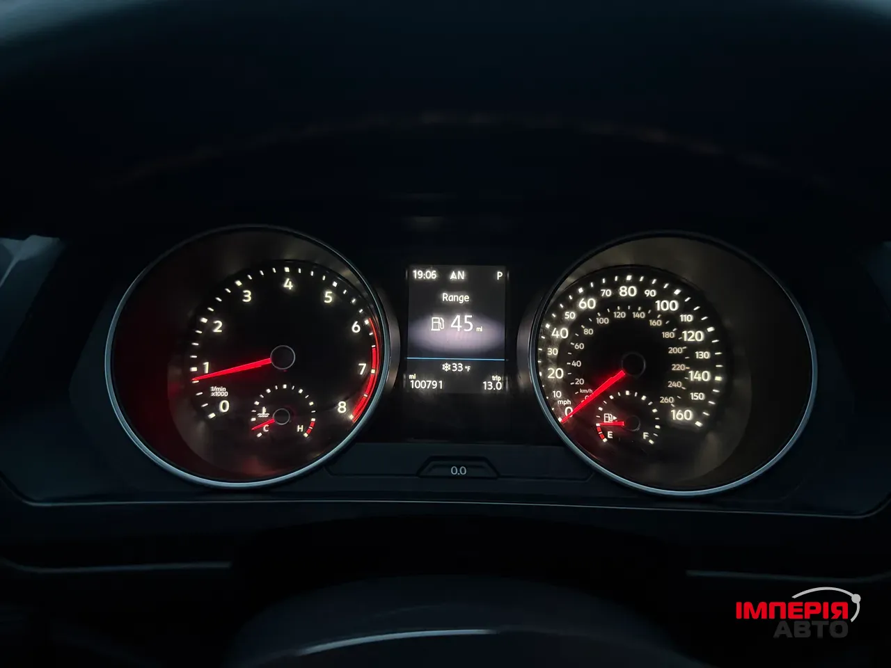 Volkswagen Tiguan - фото 14