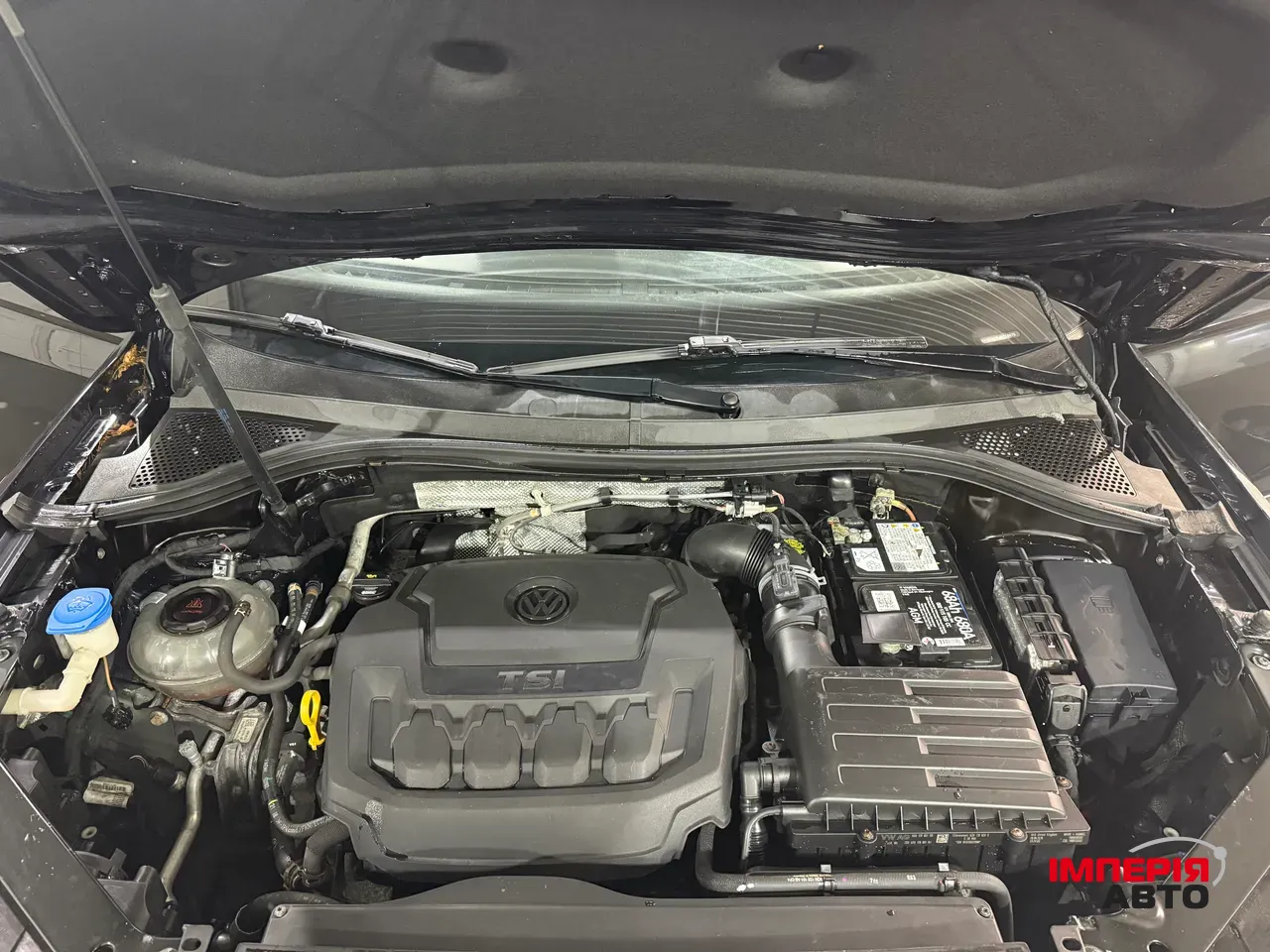 Volkswagen Tiguan - фото 20