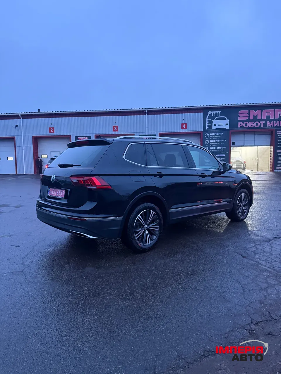 Volkswagen Tiguan - фото 5