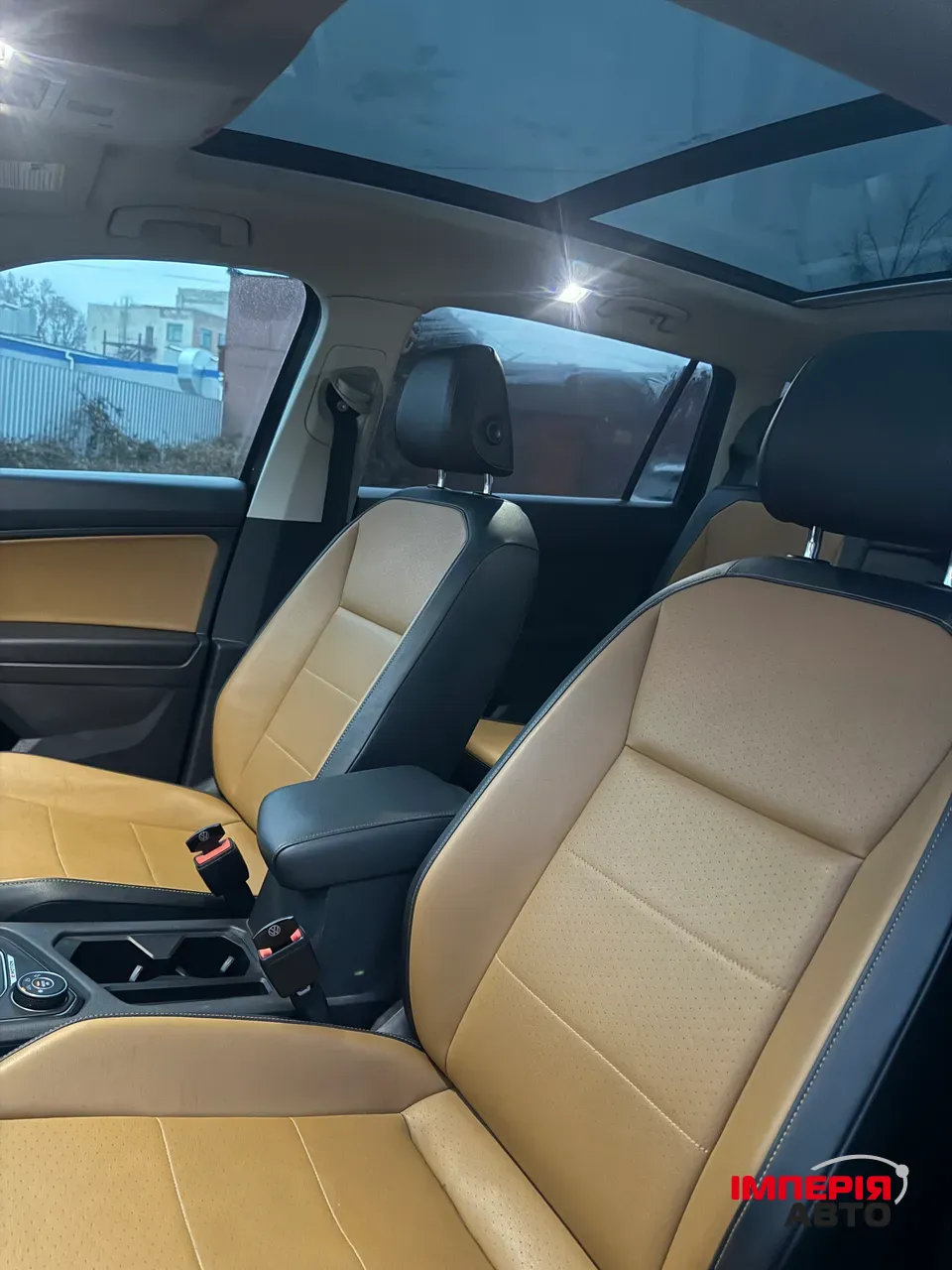 Volkswagen Tiguan - фото 11