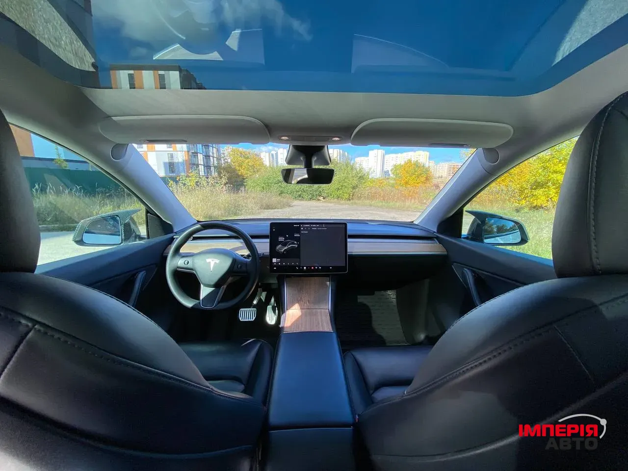 Tesla Model Y - фото 8