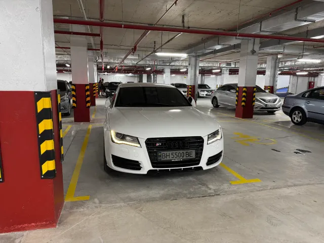 Audi A7 - фото 2