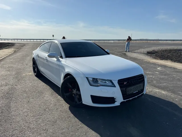 Audi A7 - фото 3