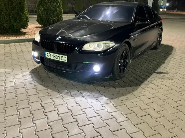 BMW 5 серії - фото 1