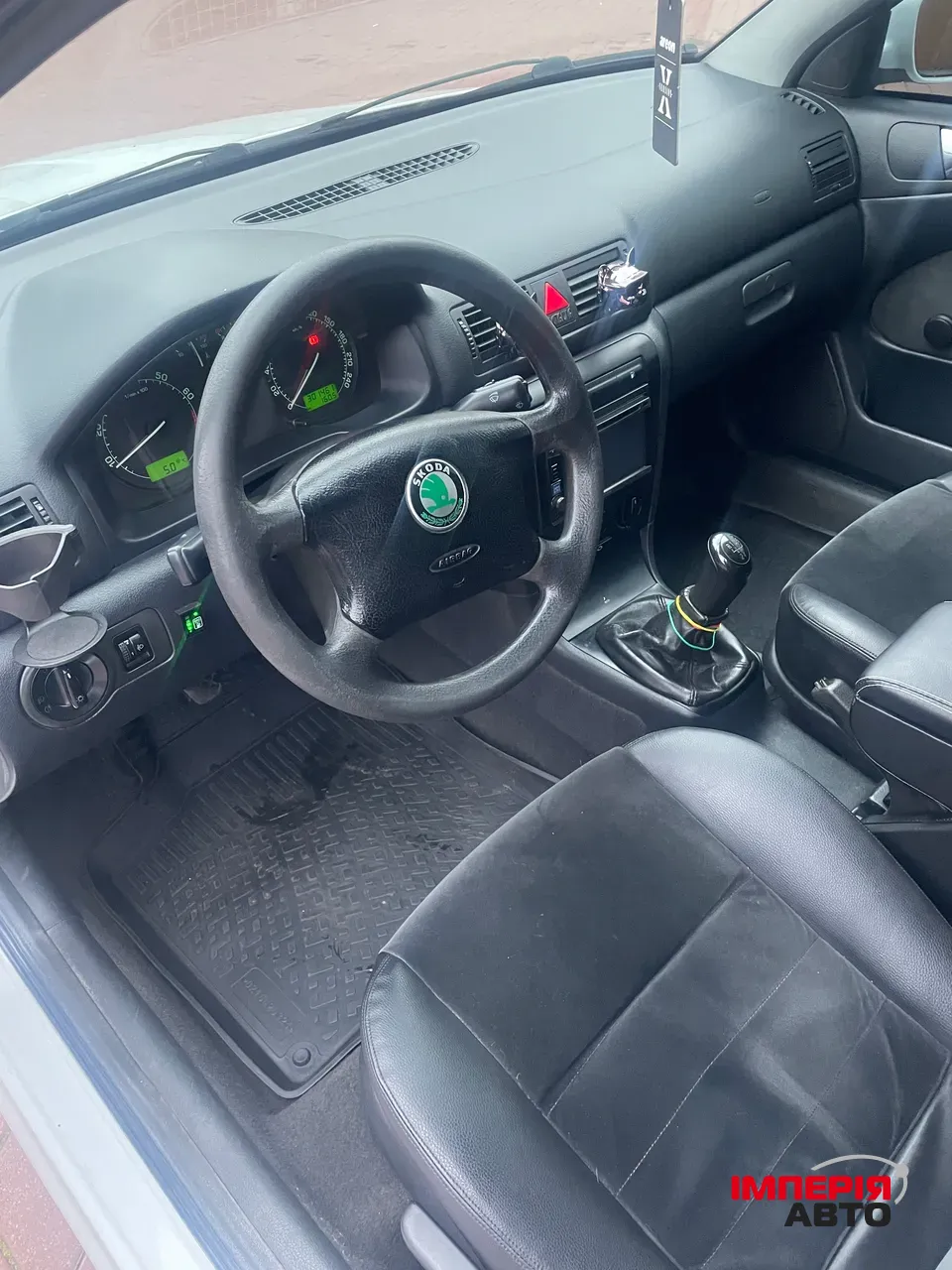 Skoda Octavia - фото 8