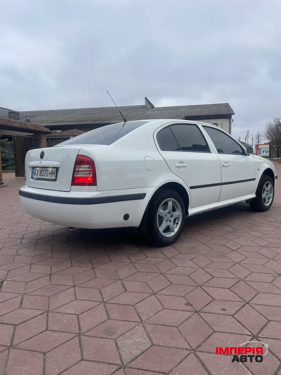 Skoda Octavia - фото 4