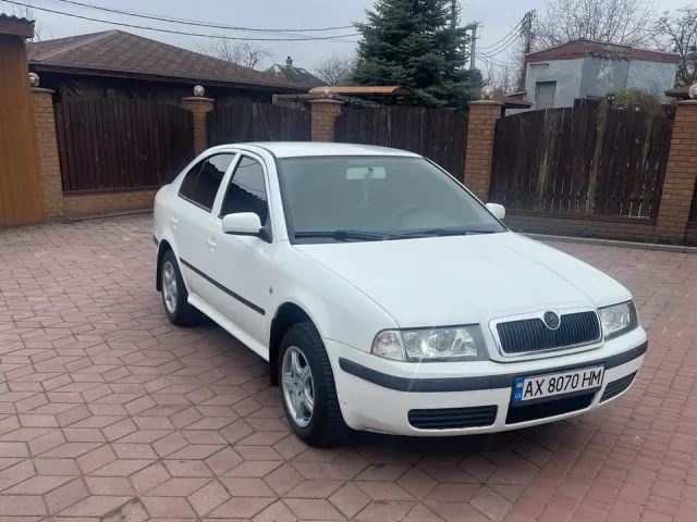 Skoda Octavia - фото 5