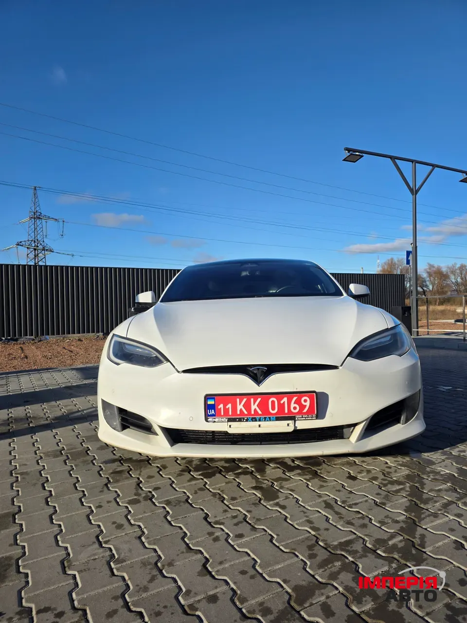 Tesla Model S - фото 9