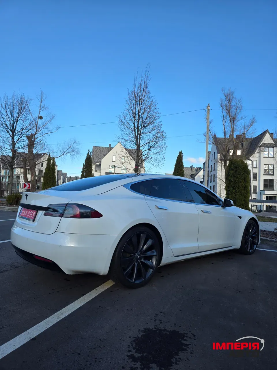 Tesla Model S - фото 4