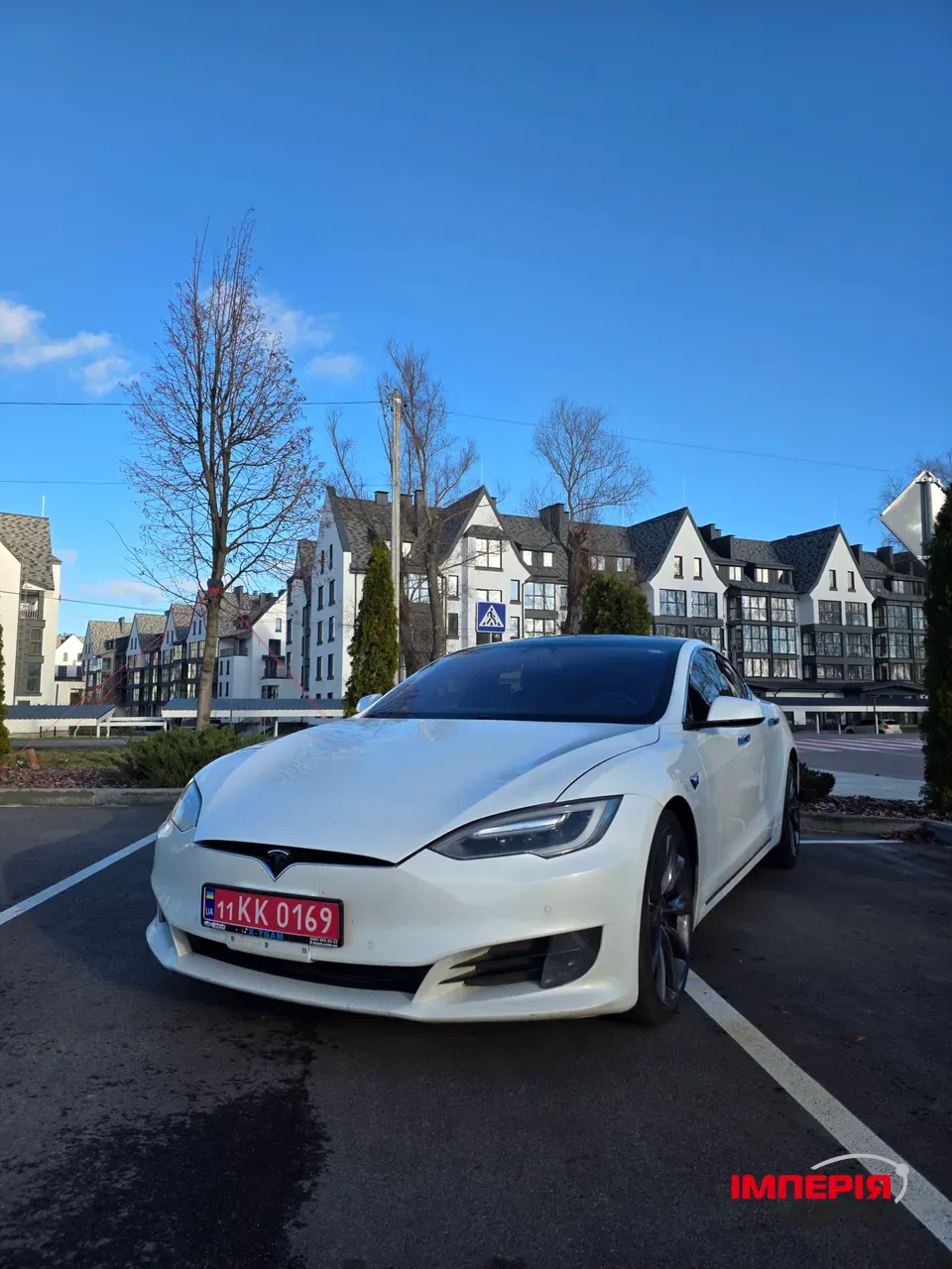 Tesla Model S - фото 2
