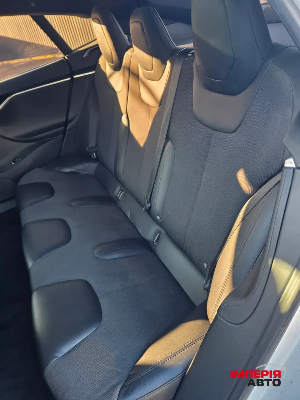 Tesla Model S - фото 14