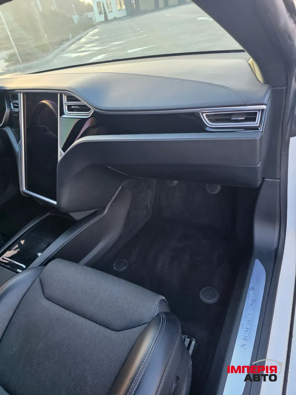 Tesla Model S - фото 28