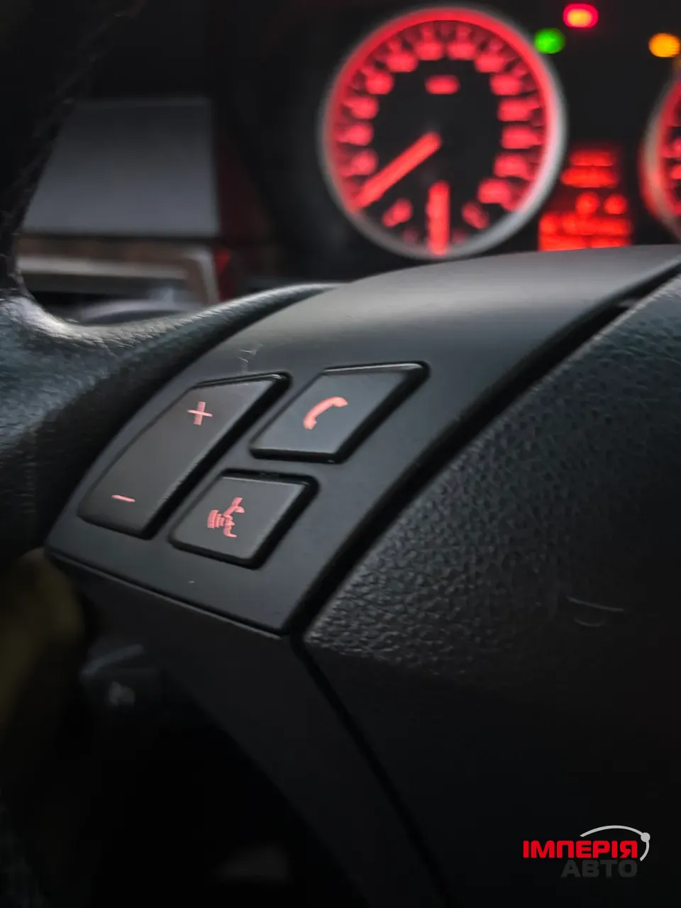 BMW 5 серії - фото 11