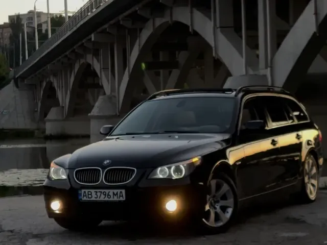 BMW 5 серії - фото 1