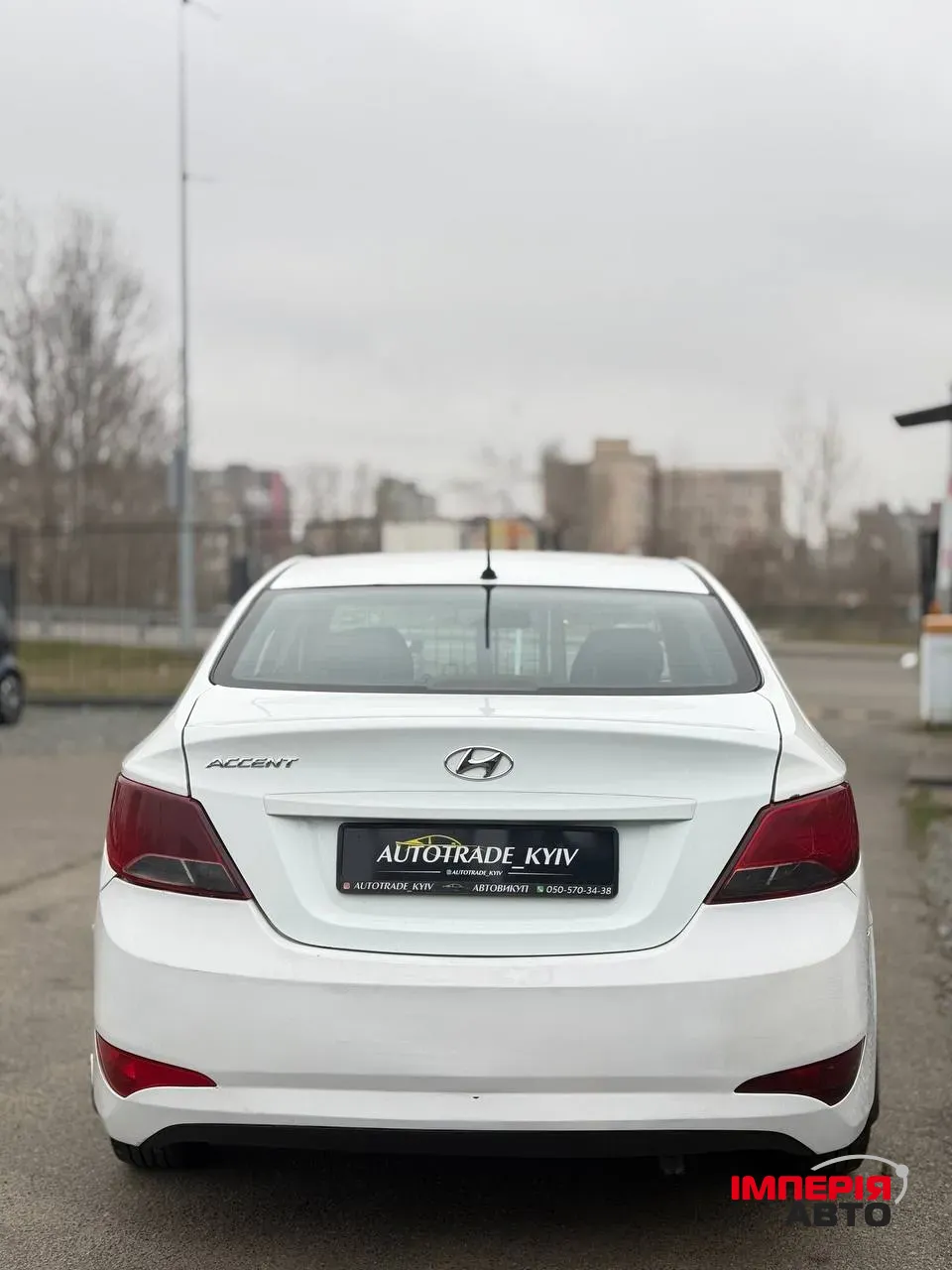 Hyundai Accent - фото 5