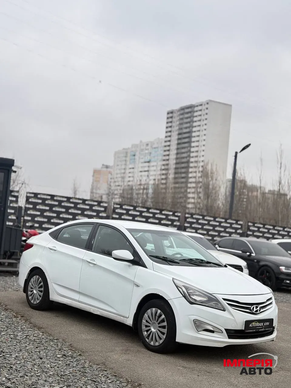 Hyundai Accent - фото 3