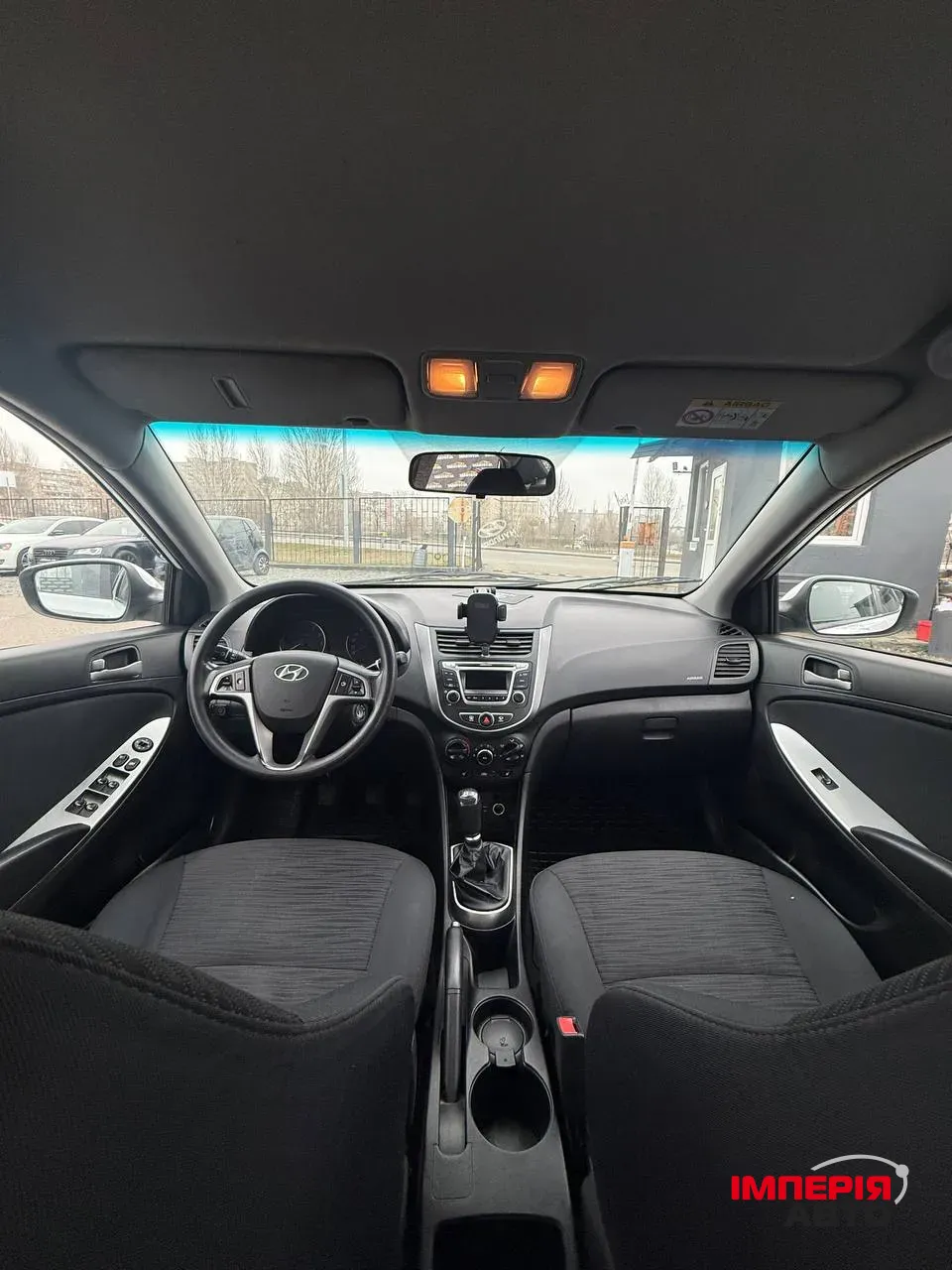 Hyundai Accent - фото 8