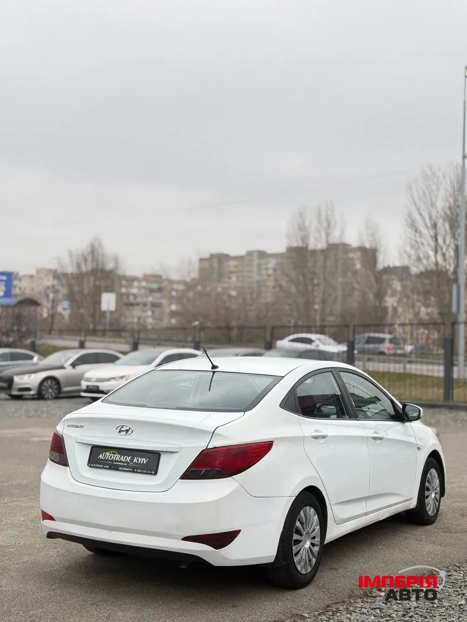 Hyundai Accent - фото 4