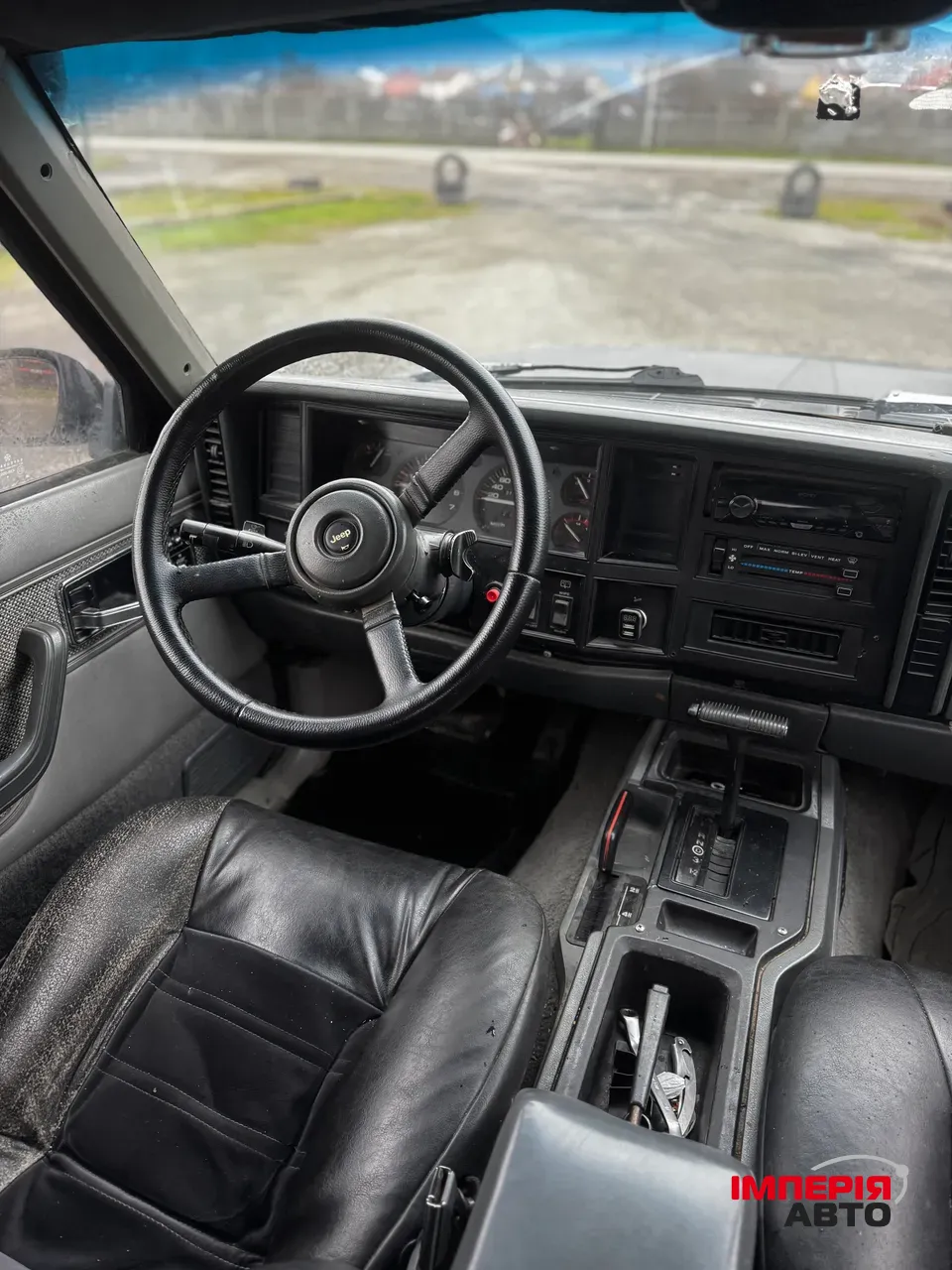 Jeep Cherokee - фото 8