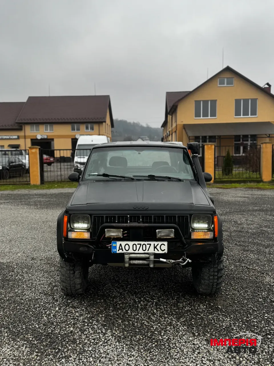 Jeep Cherokee - фото 3