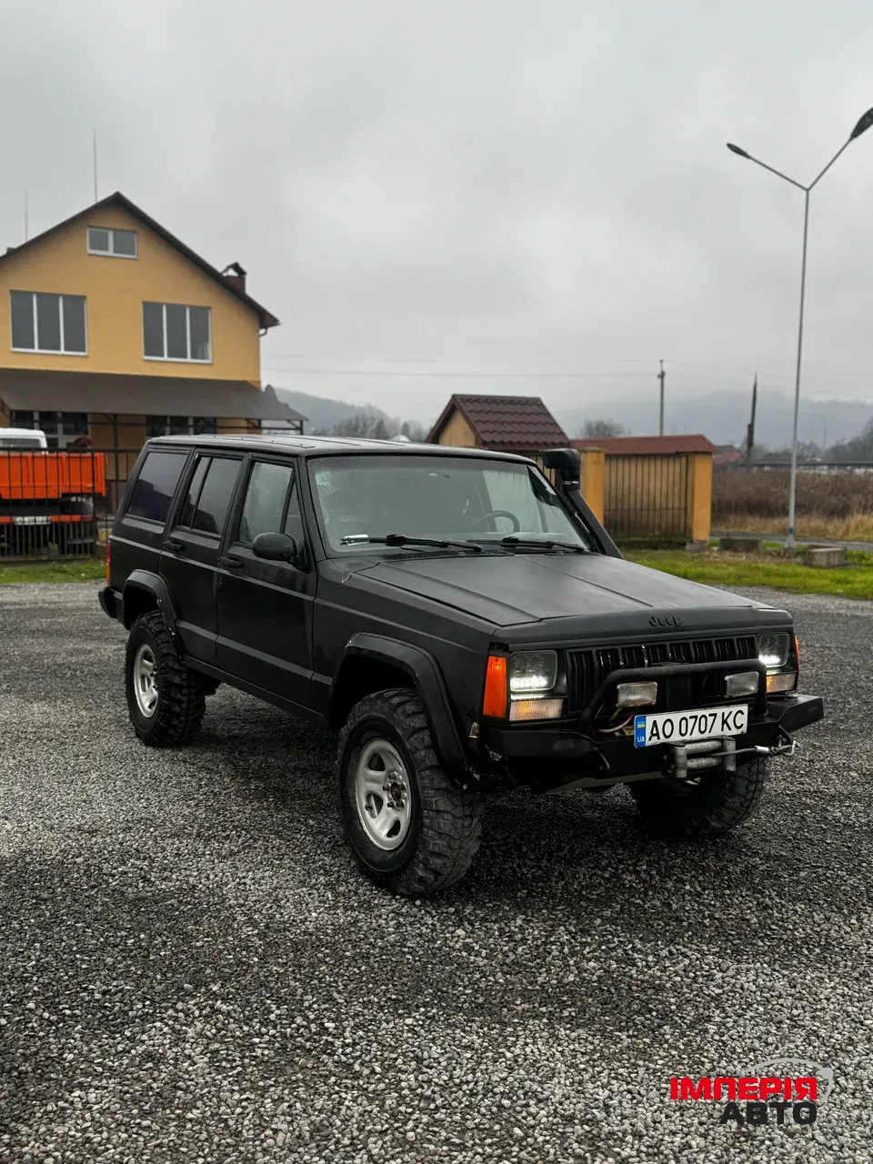 Jeep Cherokee - фото 4