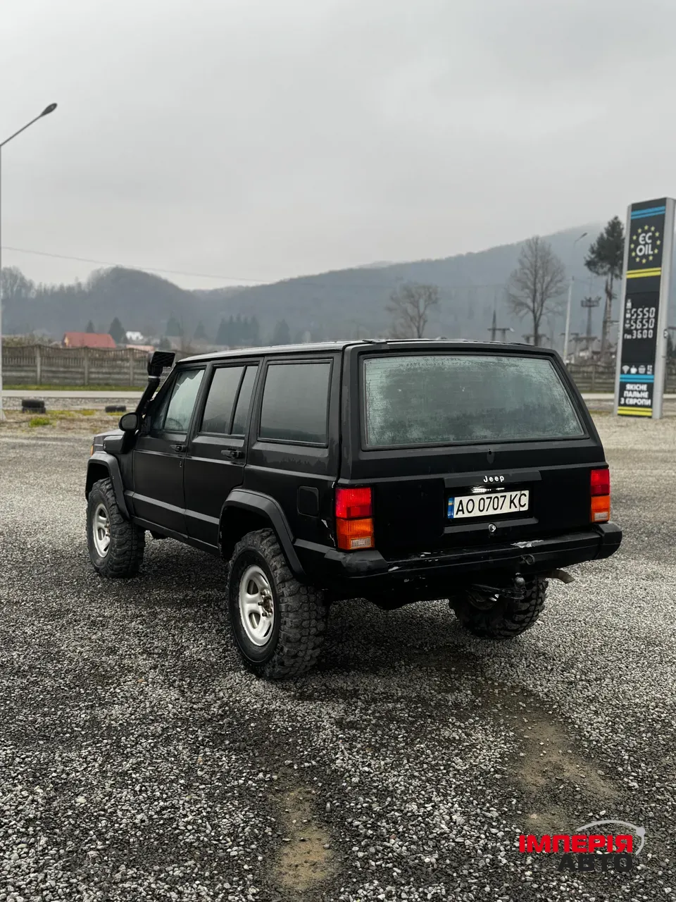 Jeep Cherokee - фото 7