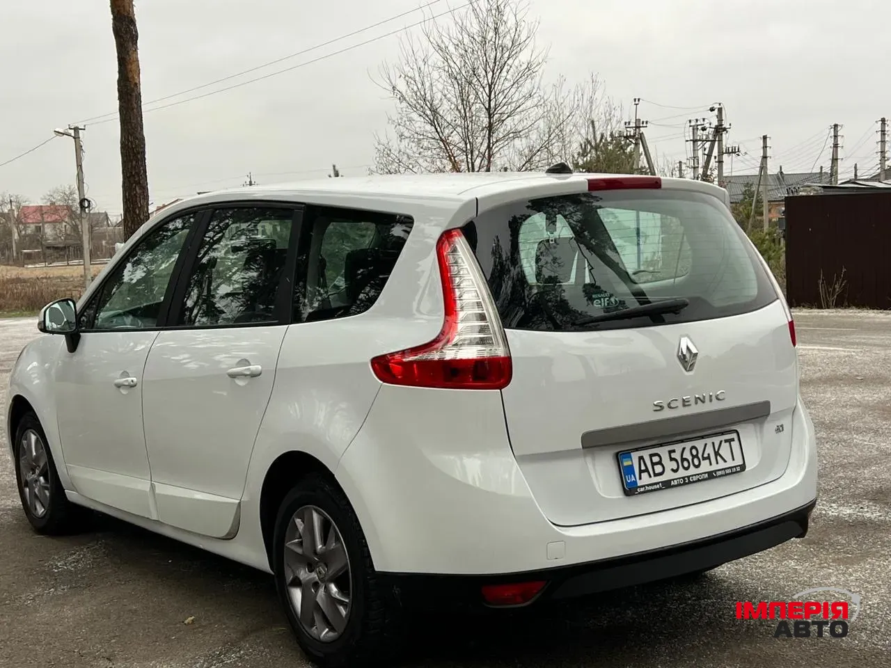 Renault Scenic - фото 14