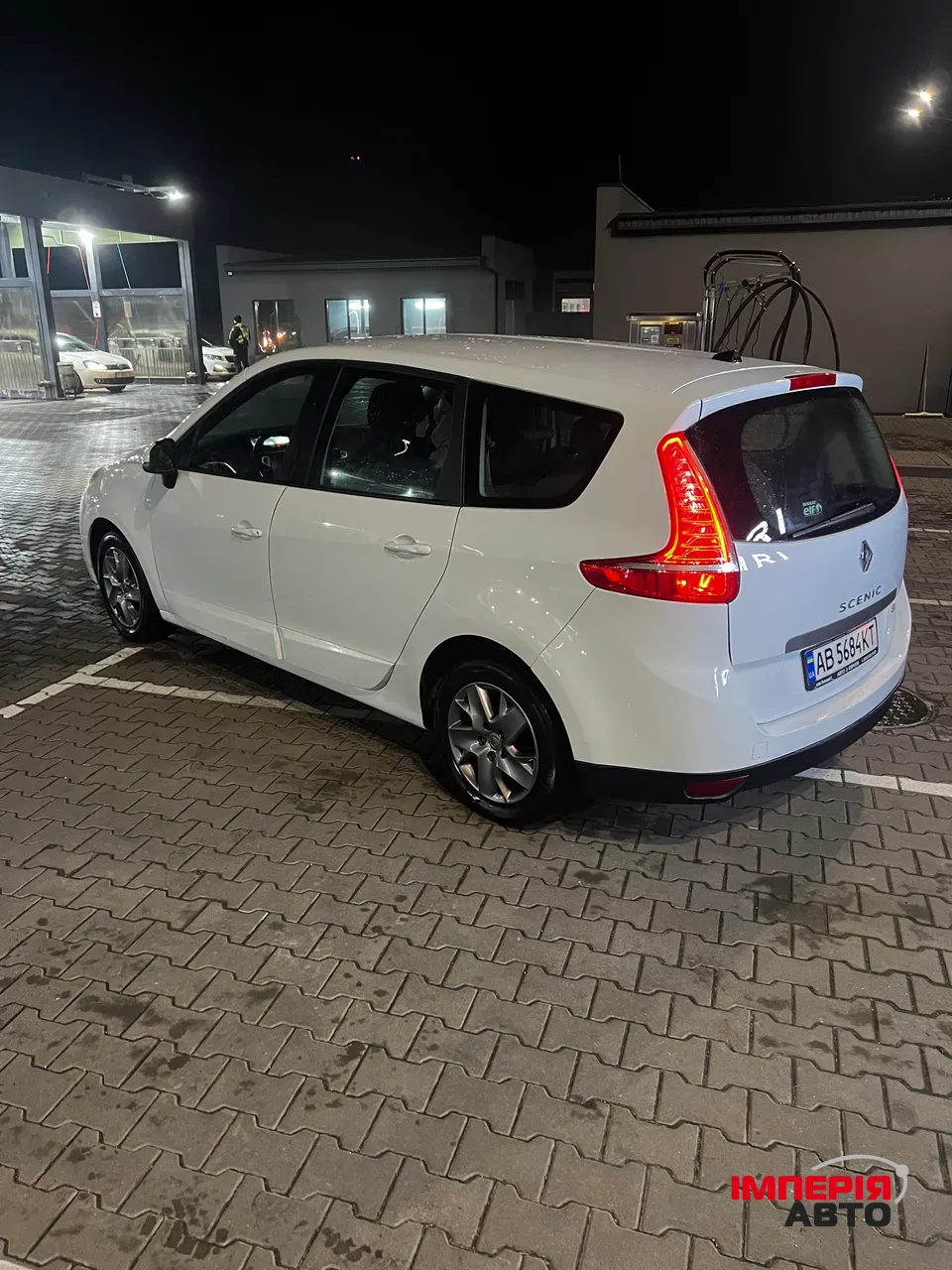 Renault Scenic - фото 1