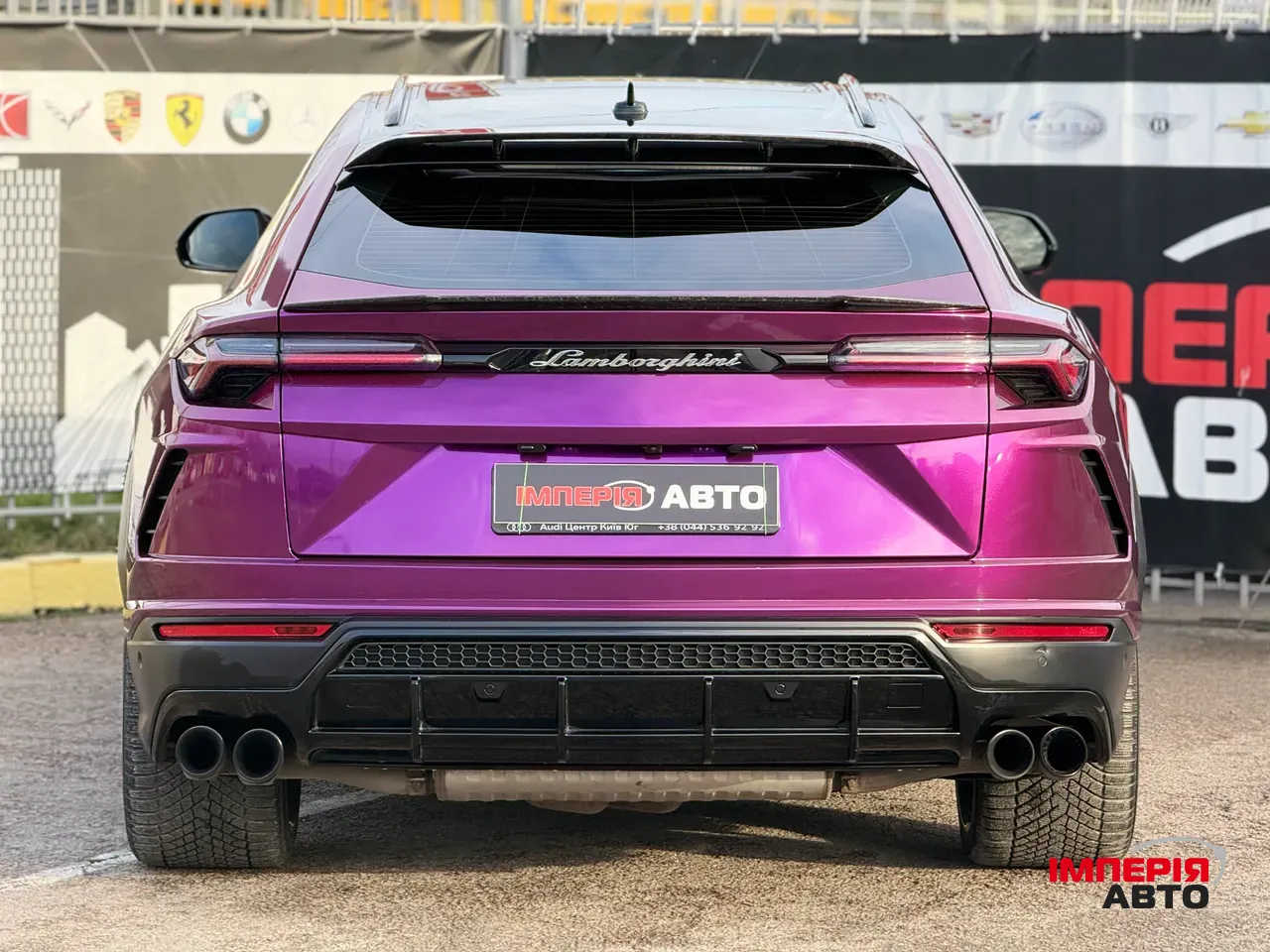 Lamborghini Urus - фото 3