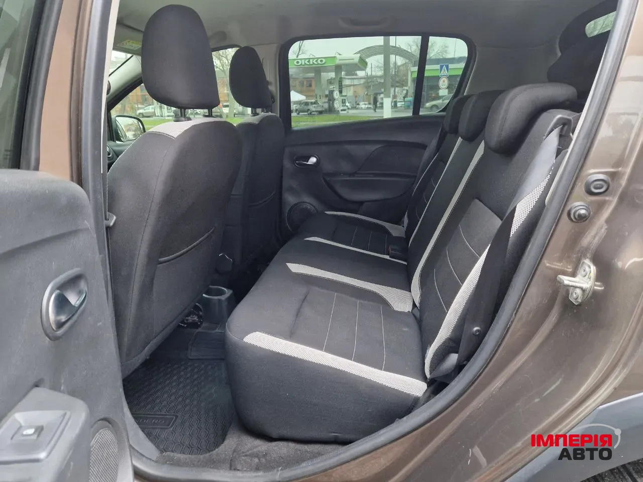 Renault Sandero - фото 8