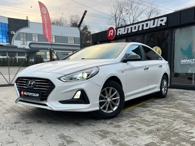 Hyundai Sonata - фото 2