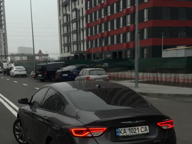 Chrysler 200 - фото 2