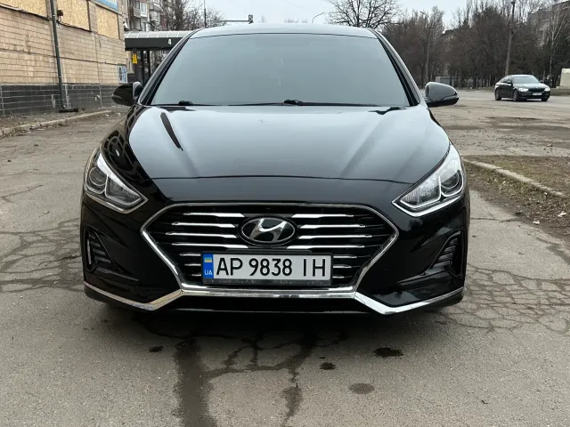 Hyundai Sonata - фото 1