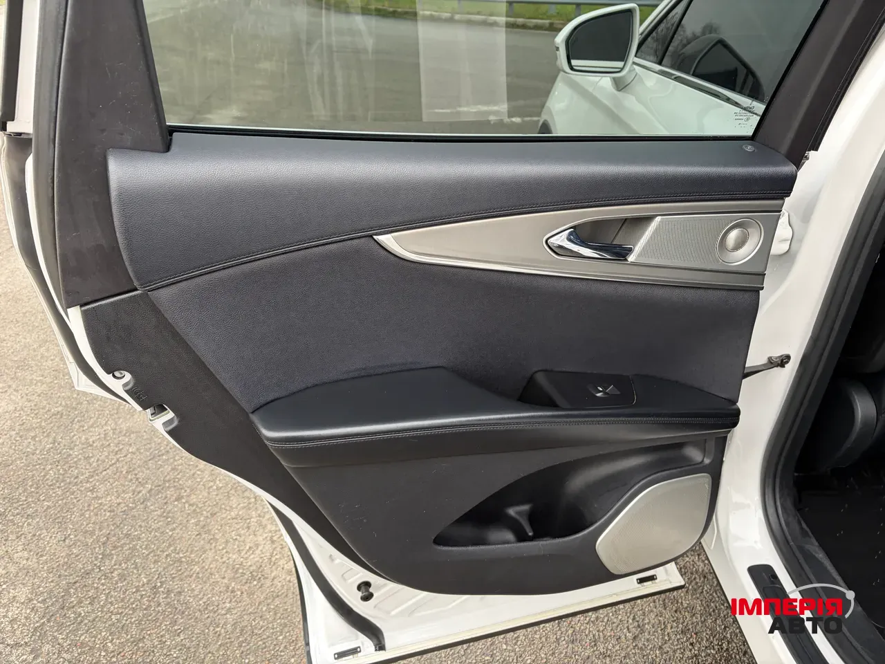 Lincoln MKX - фото 21