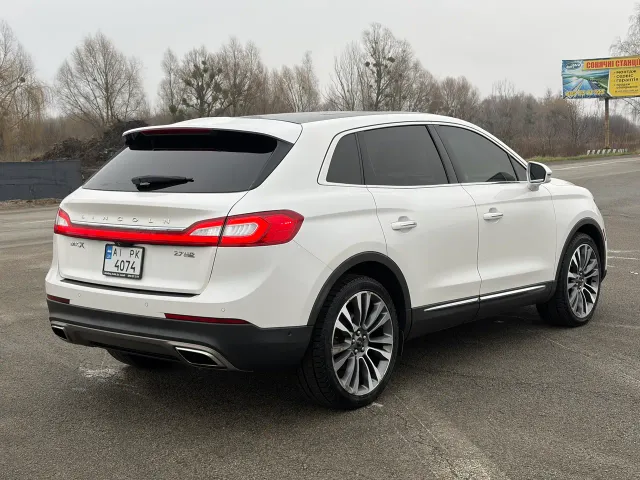 Lincoln MKX - фото 5