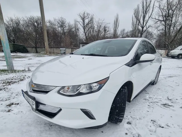 Chevrolet Volt - фото 1