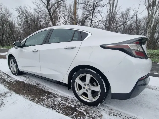 Chevrolet Volt - фото 3